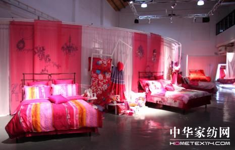 SaintMarc品牌08秋冬季新品炫色上市